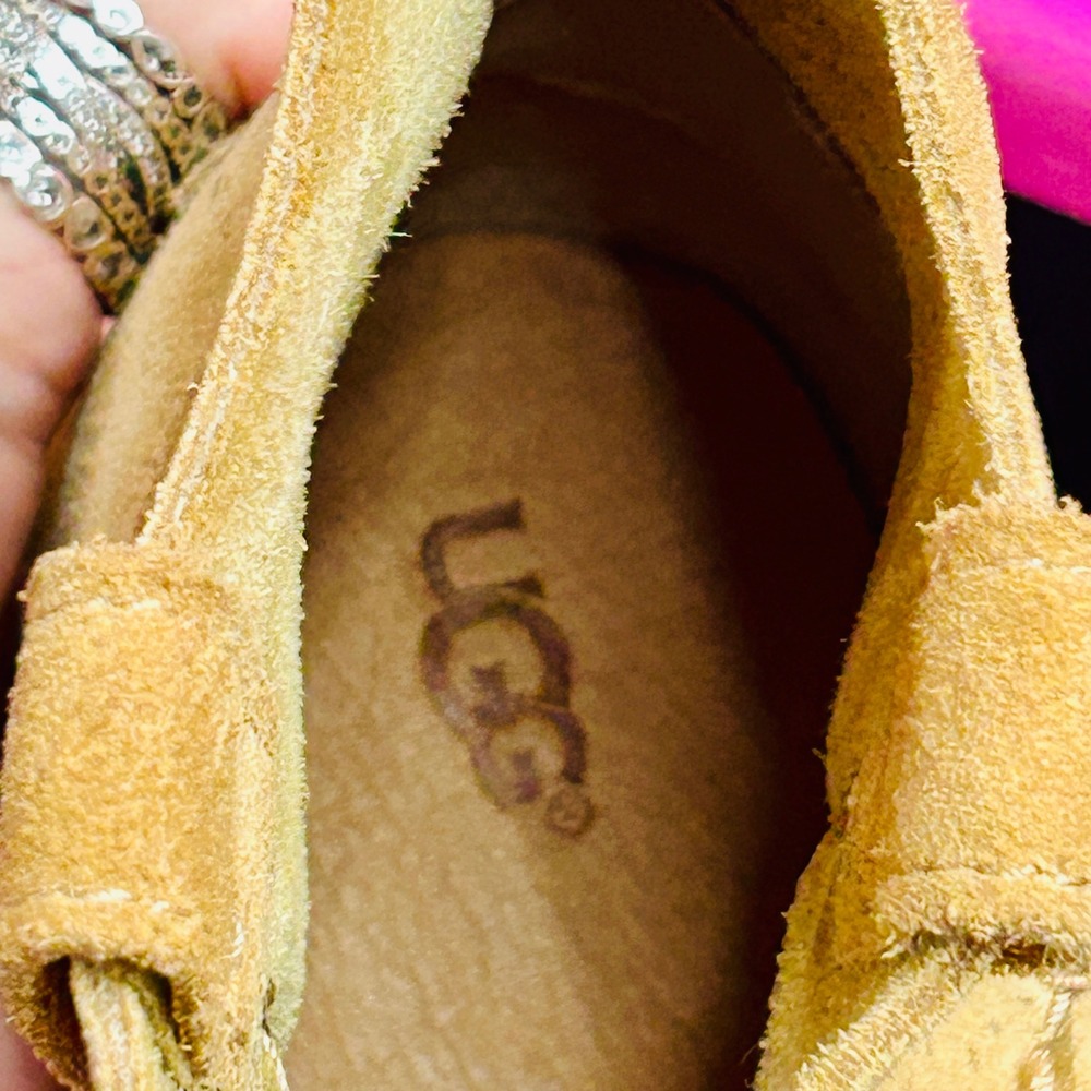 UGG Classic Unlined Mini Perf Tan Suede Ankle Boots 1016852 Size 7 Womens - Picture 6 of 7